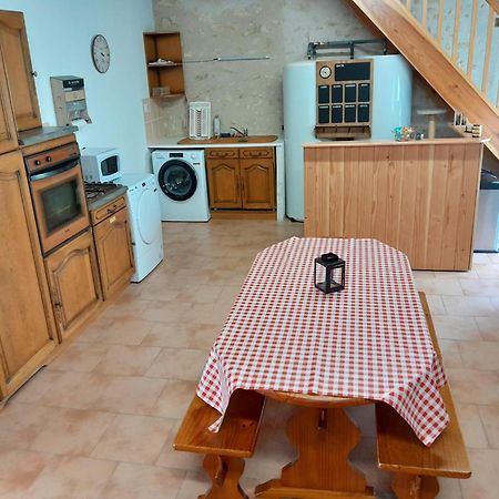 Le Relais De Poste Otel Orbigny Dış mekan fotoğraf